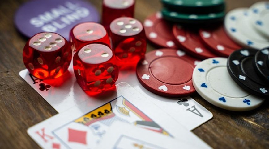 This New Year, test your skills with these Poker platforms